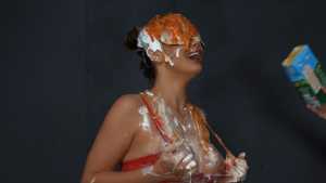 alexa-brooke-guess-the-mess_13.jpg