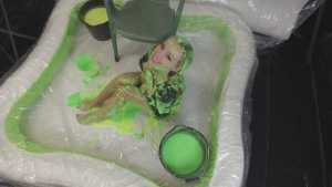 hannah-claydon-has-fun-with-gu_11.jpg