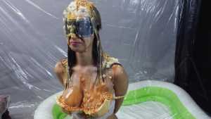 lauren-plays-guess-the-mess-extreme_12.j
