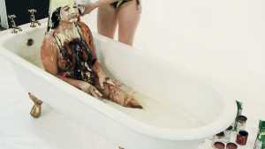 messy-bathtime_12.jpg