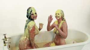 messy-bathtime_24.jpg
