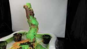 rosie-lee-as-the-gunge-a-gram_12.jpg