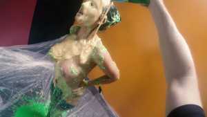 tara-mays-sexy-sploshing_19.jpg